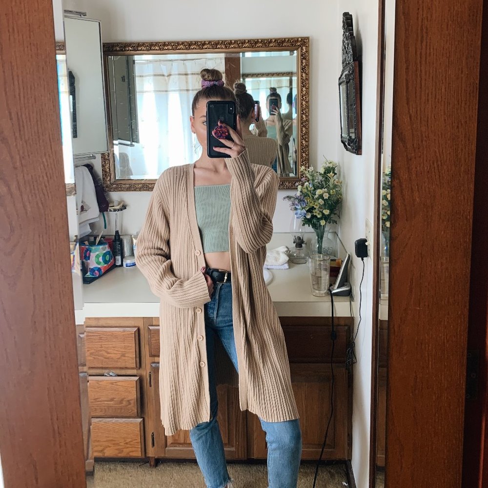 BEIGE LONG CARDIGAN SWEATER